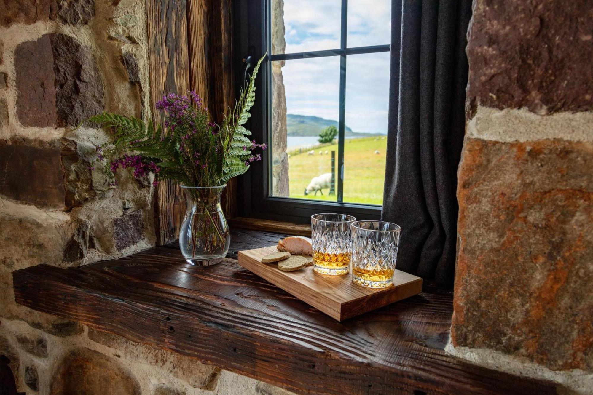 The Wreck - Lochside Cottage Dog Friendly アラプール エクステリア 写真